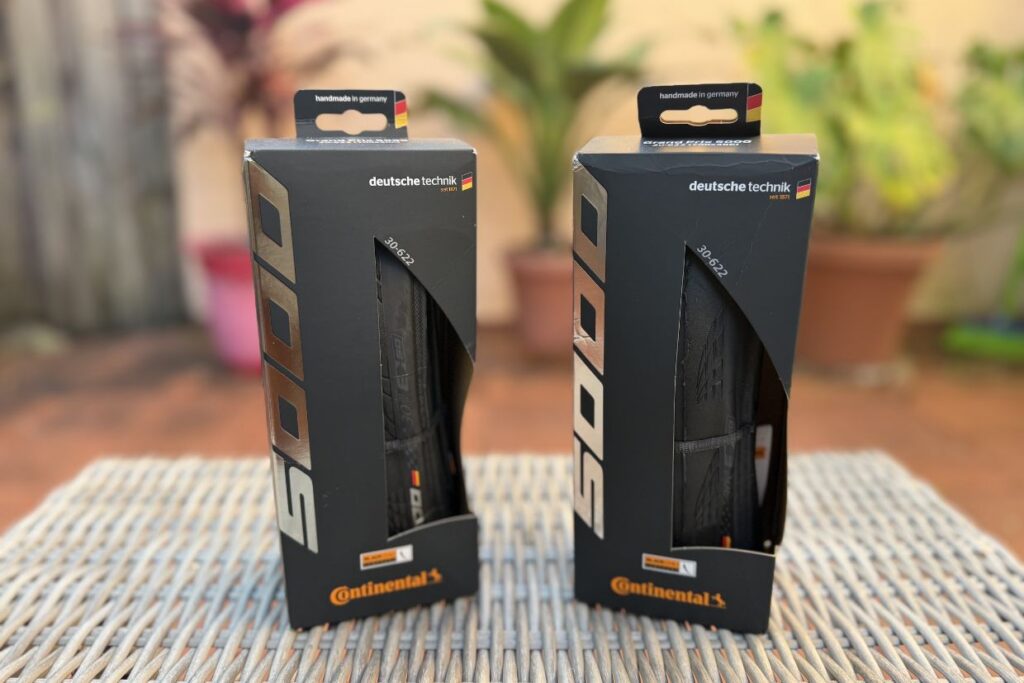 Close-up of Continental Grand Prix 5000 clincher tire box